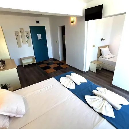 Largo Hotel
