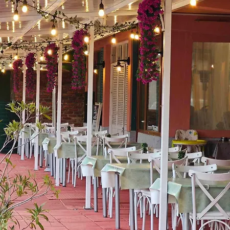 Largo Beach Hotel 酒店 阳光海滩