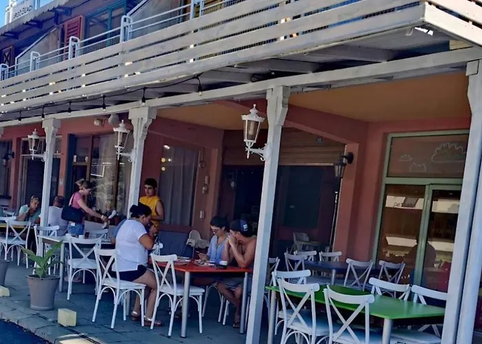 Largo Beach Hotel 3* 阳光海滩