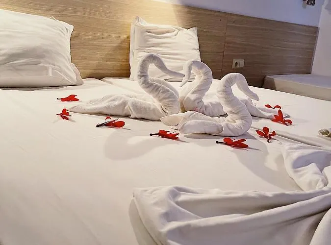 Hotel Largo Beach Hotel