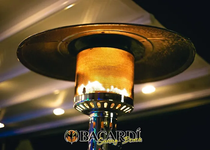 Largo Beach Hotel 酒店