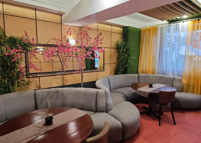 Largo Beach Hotel 阳光海滩