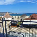 Largo Beach Hotel ホテル 3*