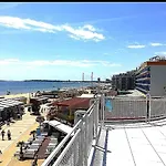 ホテル Largo Beach Hotel 3*