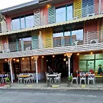 Largo Beach Hotel