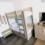 Largo Beach Hotel ホテル