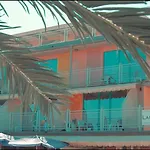 Largo Beach Hotel