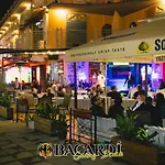 ホテル Largo Beach Hotel