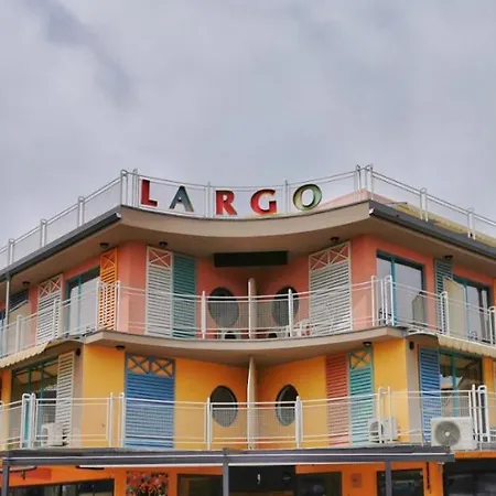 Largo 호텔 3*