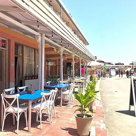 Largo Hotel 3*