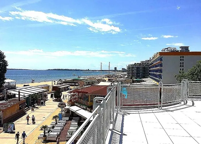 Hotel Largo Beach Hotel 3*