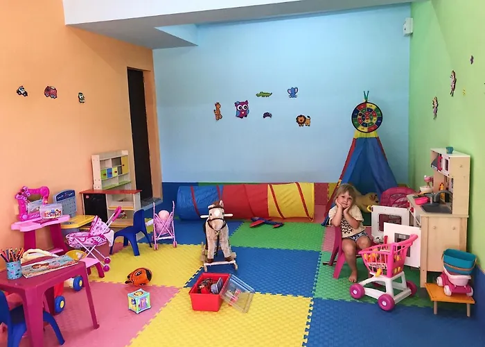 Готель Largo 3*