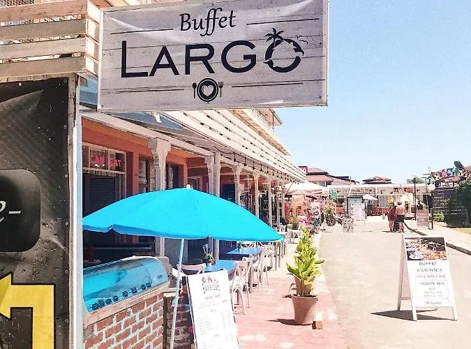 Готель Largo 3*