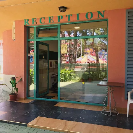 Hotel Largo Beach Hotel 3*