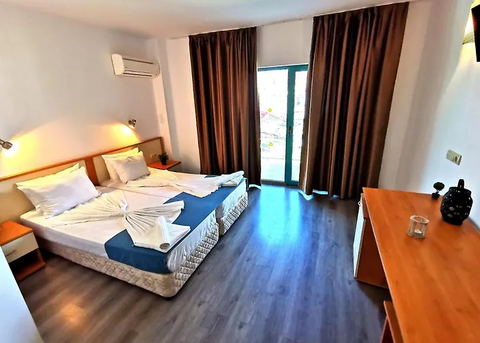 Hotel Largo Beach Hotel